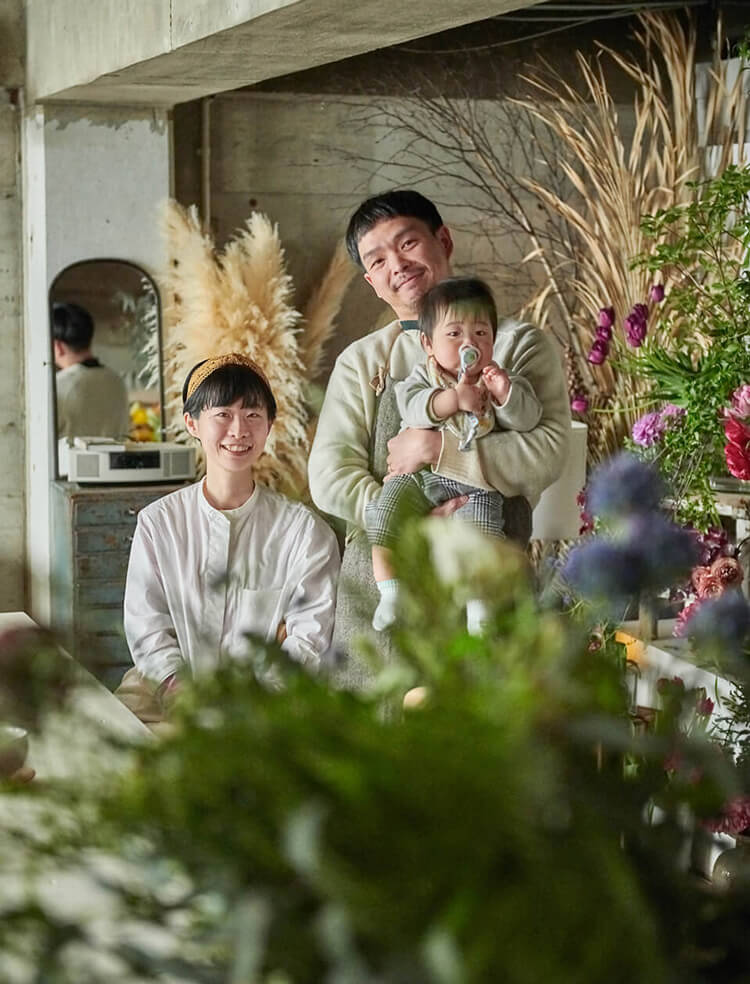 花の自然美をそのまま束ねたような、躍動的で魅力溢れる花束を